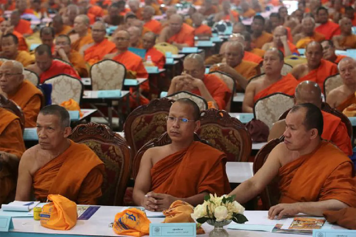 ตั้ง มส.ตามพระราชอัธยาศัย คือคำตอบ 