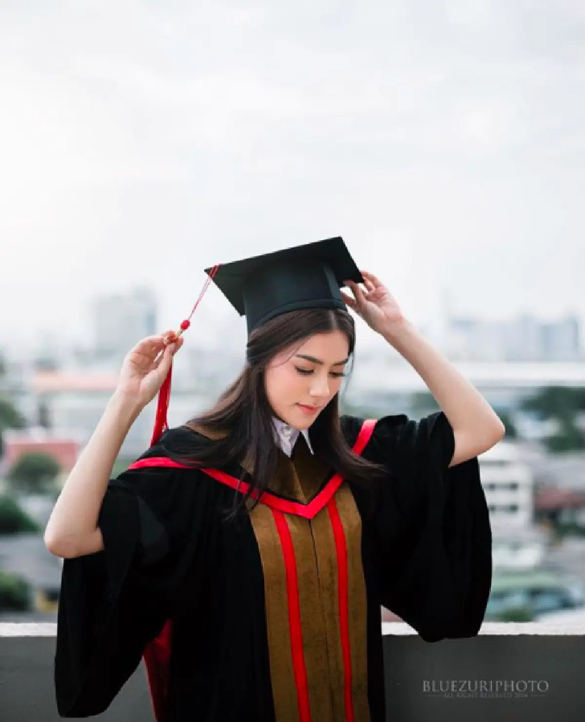 เรียนจบแล้ว! "คิมเบอร์ลี่” เข้าซ้อมย่อยในพิธีประทานปริญญาบัตร