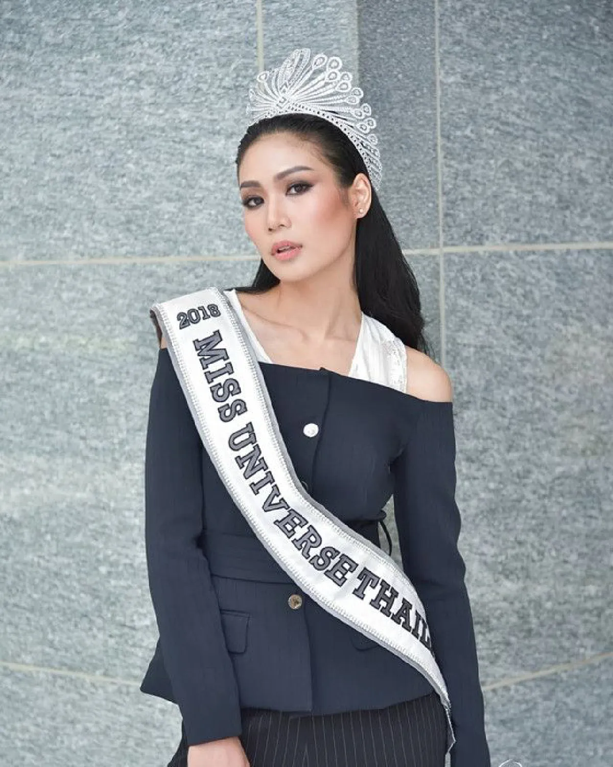 อนุมัติให้ไปจักรวาล! นิ้ง โศภิดา อัพเดทลุคสวยหลังคว้ามงกุฎ MUT2018