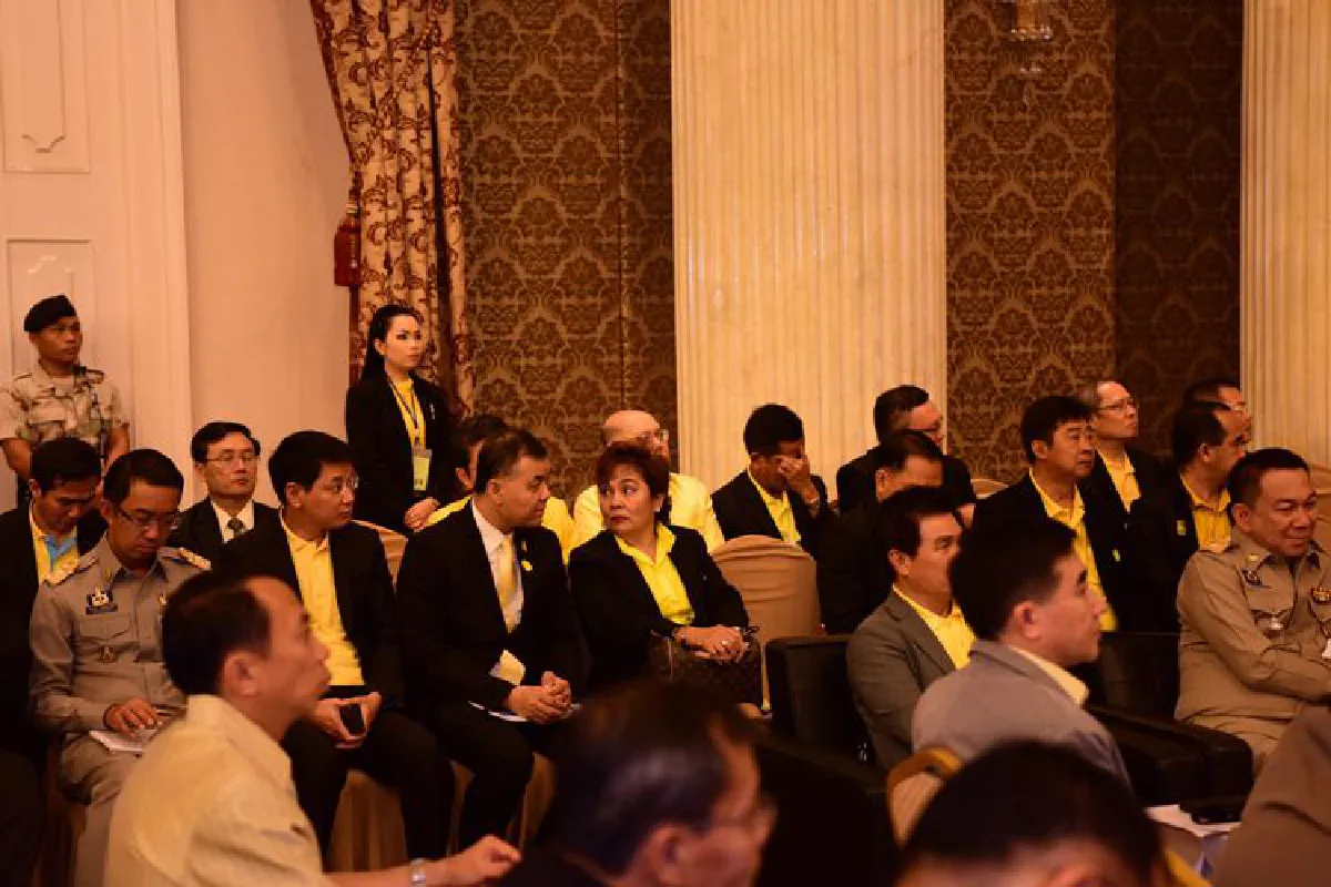มท.1 มอบนโยบายผู้บริหารหน่วยงานในสังกัด เพื่อบูรณาการแก้ไขปัญหาของประชาชน