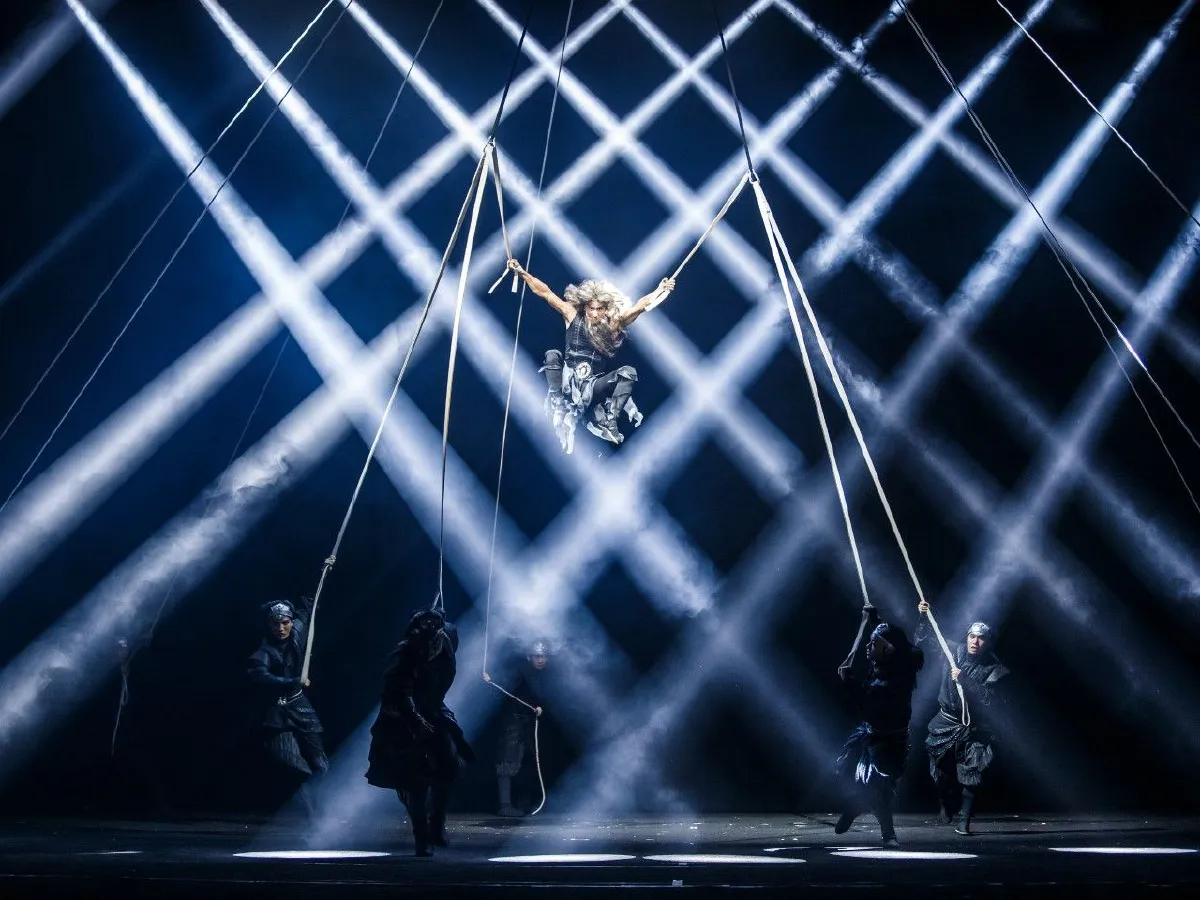 “เดชคัมภีร์เทวดา” สุดยอดกายกรรมขั้นเทพจากกวางเจาสู่สายตาคนไทย