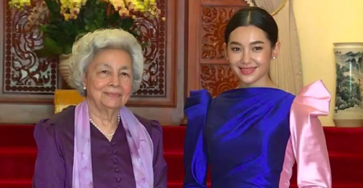 ถือเป็นเกียรติสูงสุด! “เบลล่า” เข้าเฝ้า “พระวรราชมารดา” แห่งกัมพูชา