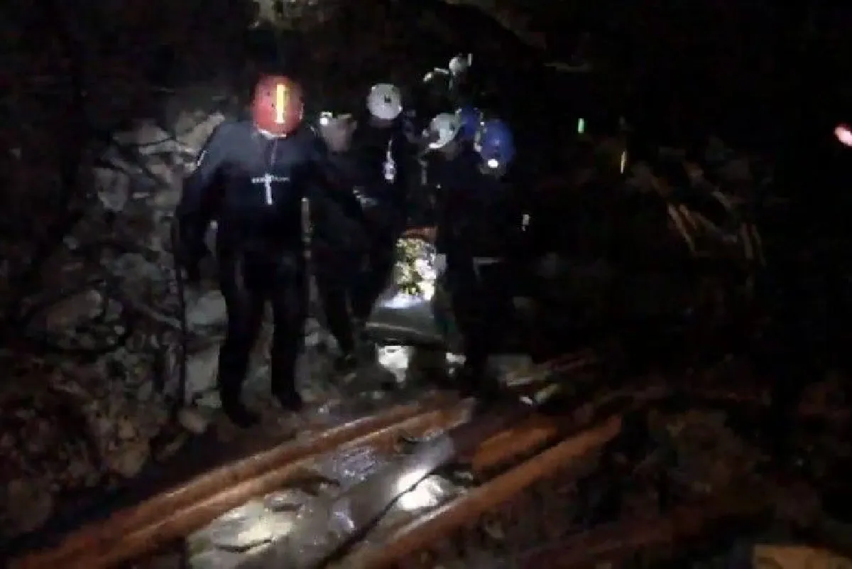 "ออกซิเจนหมด-ฝนหนักกำลังมา"ภารกิจสุดหินที่ต้องแข่งกับเวลา! เรื่องเล่าจาก"หน่วยซีล"