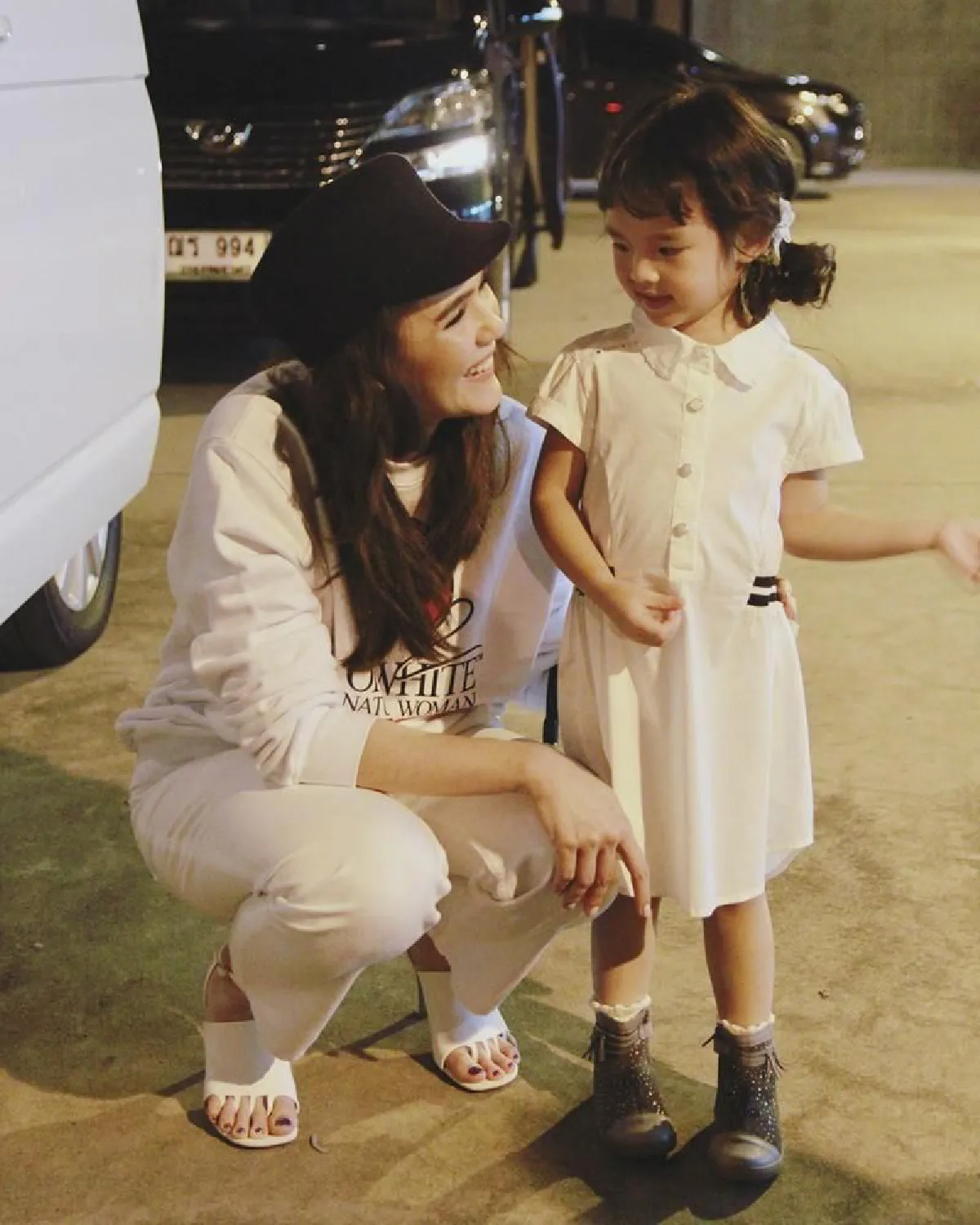 เรียบร้อยขึ้นมาทันที! น้องปีใหม่ เขินหนักได้เจอ น้าชมพู่ ตัวจริง