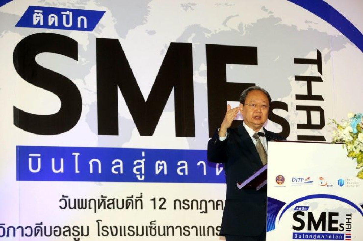 พาณิชย์ปรับเป้าส่งออกใหม่โต9% ติดปีกเอสเอ็มอีบุกต่างประเทศ พาณิชย์ปรับเป้าส่งออกใหม่โต9% ติดปีกเอสเอ็มอีบุกต่างประเทศ