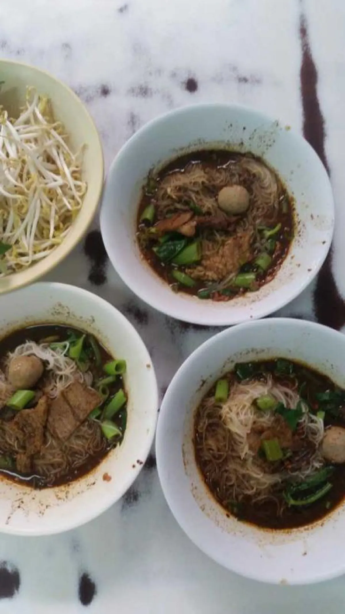 รสเด็ด ก๋วยเตี๋ยวเรืออุดมทรัพย์พรชัย
