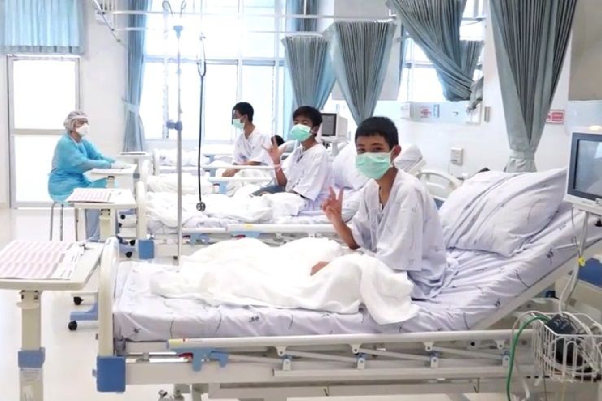 เชิญทีมหมูป่าร่วมงานฟีฟ่าอวอร์ดส์ เชิญทีมหมูป่าร่วมงานฟีฟ่าอวอร์ดส์