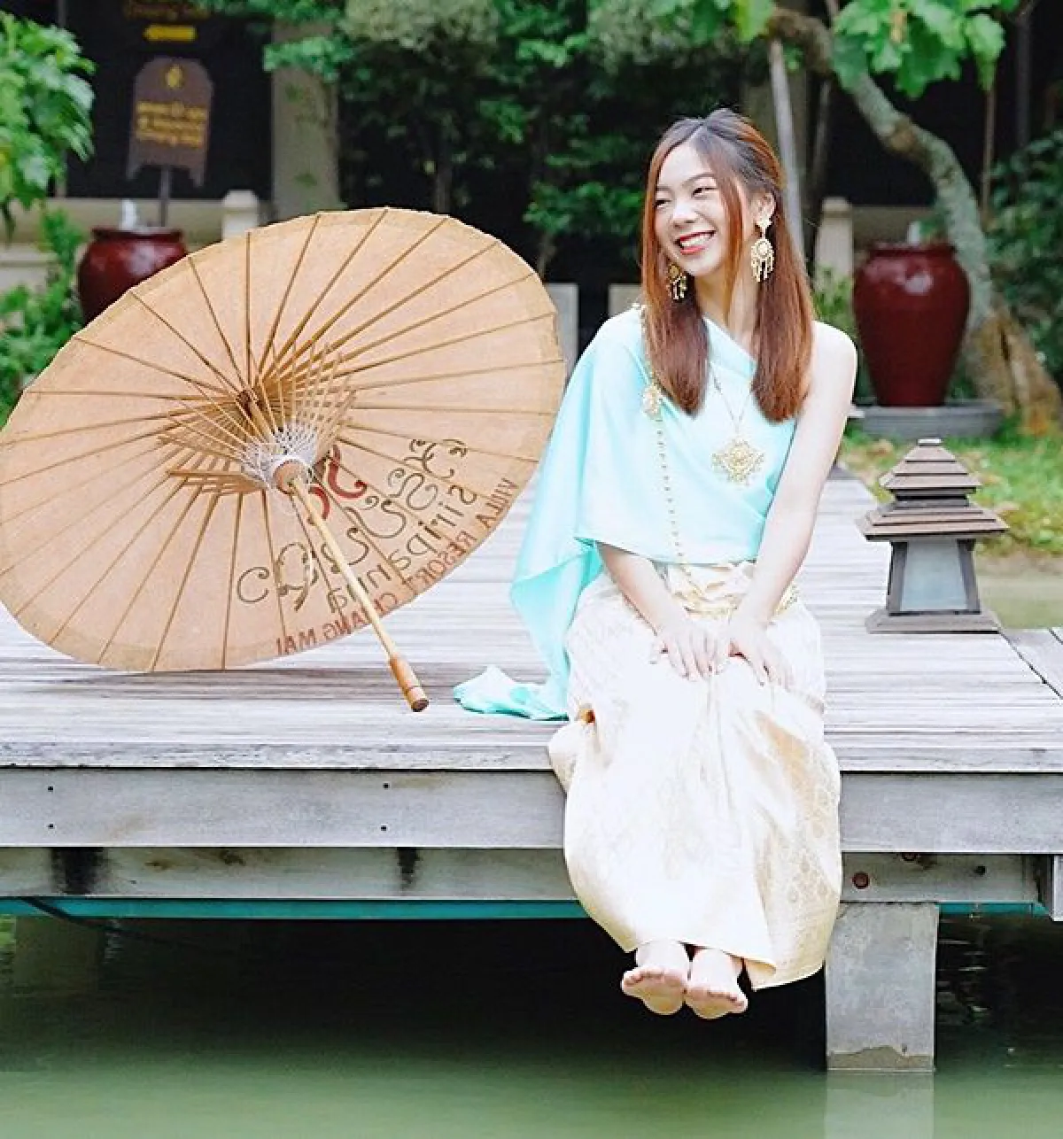 5 สาวไอดอล BNK48 สวมชุดไทยอวดความน่ารักสดใสไปอีกแบบ