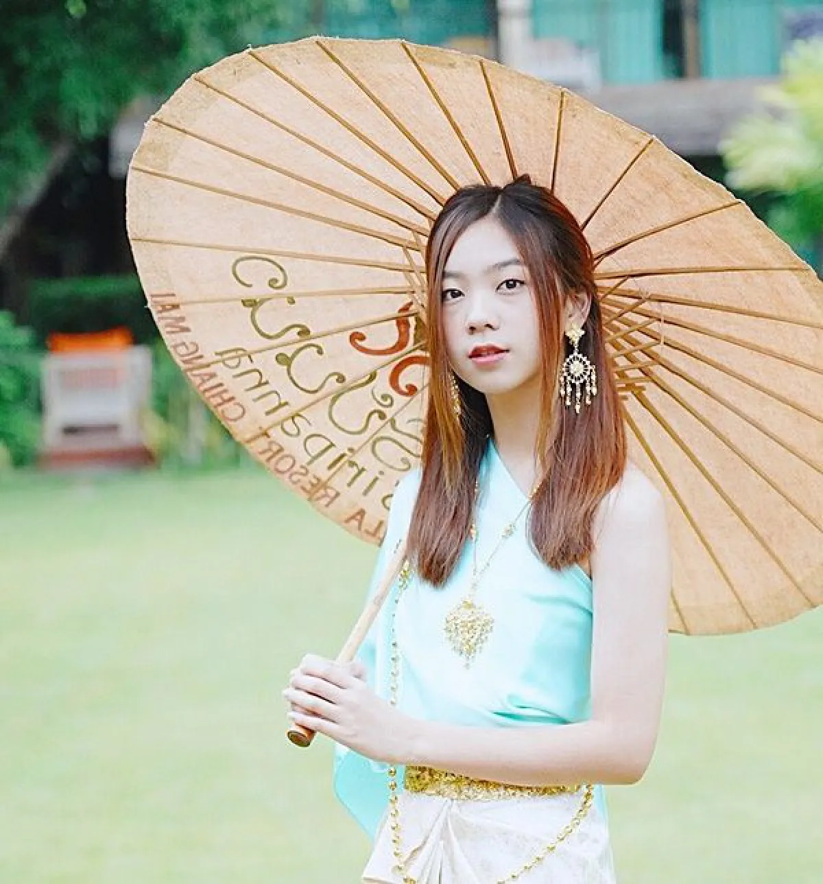 5 สาวไอดอล BNK48 สวมชุดไทยอวดความน่ารักสดใสไปอีกแบบ