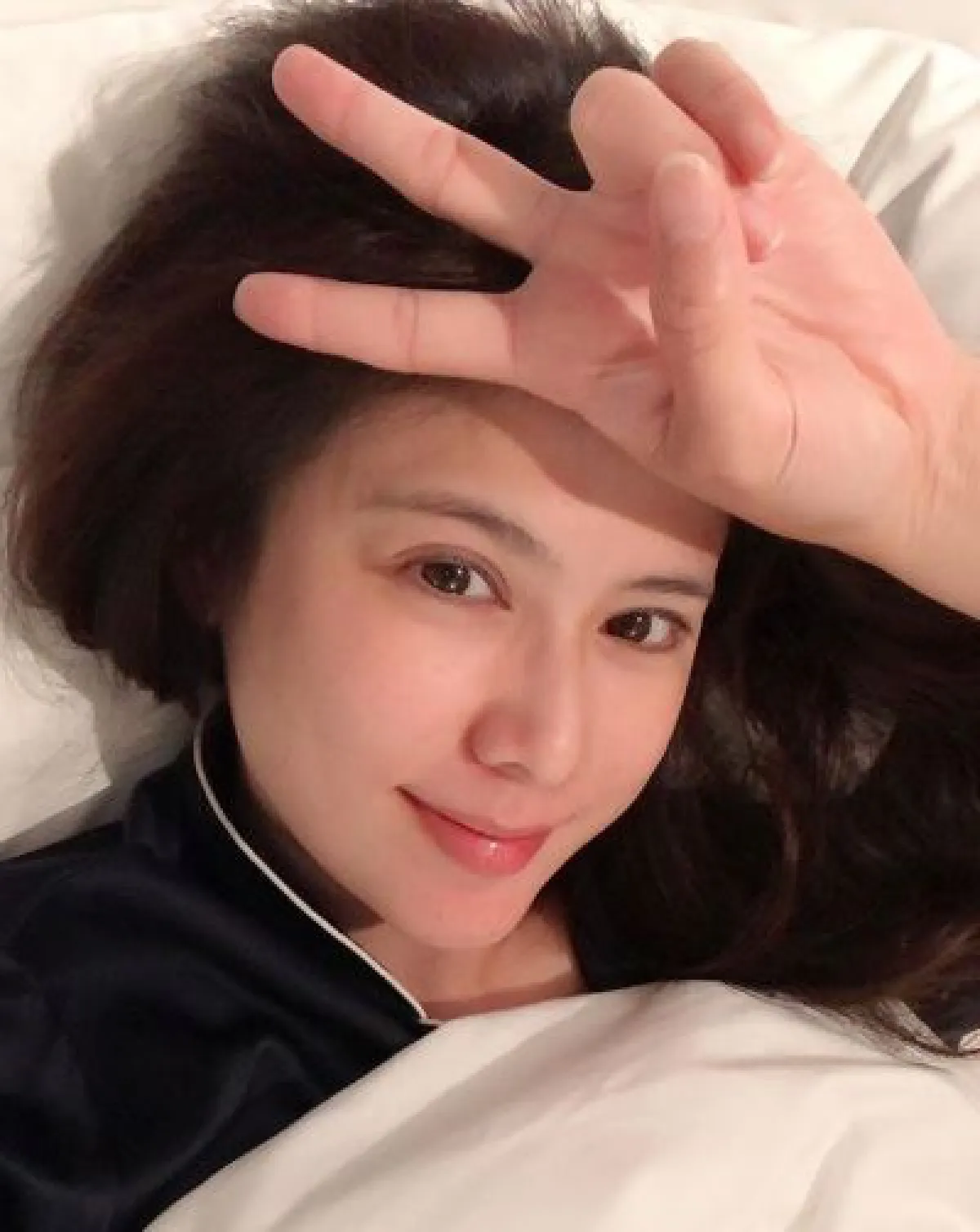 ส่องภาพ ติ๊ก กัญญรัตน์ อวดหน้าสดสวยเป๊ะผิวใสในวัย 42 ปี