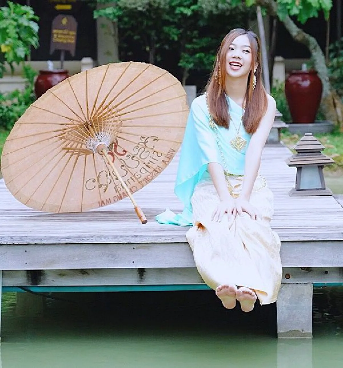 5 สาวไอดอล BNK48 สวมชุดไทยอวดความน่ารักสดใสไปอีกแบบ