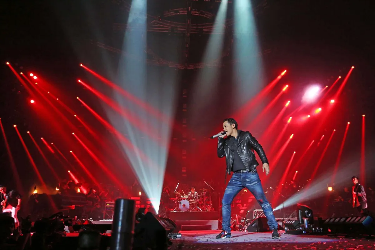 ภาพความมันส์จากคอนเสิร์ตครั้งใหญ่ที่เล่นด้วยหัวใจ Cocktail LIVE