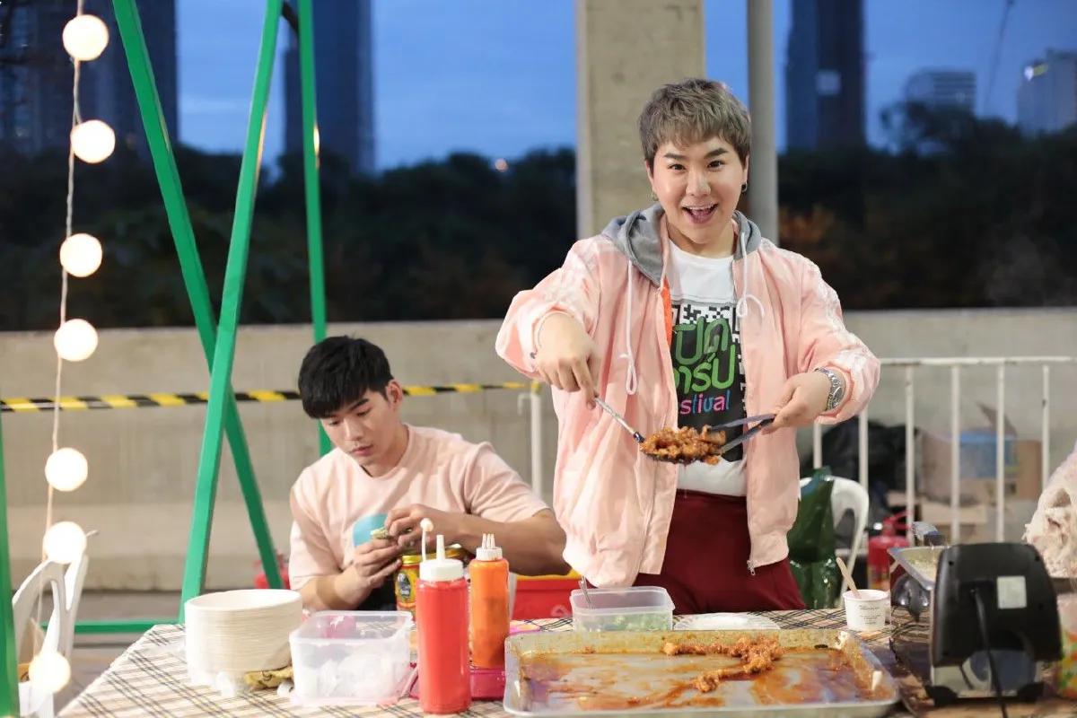 “EFM Chill เปิดวาร์ป Festival" ศิลปินดาราพาเหรดเปิดวาร์ปเพิ่มเพื่อนใหม่แน่นงาน