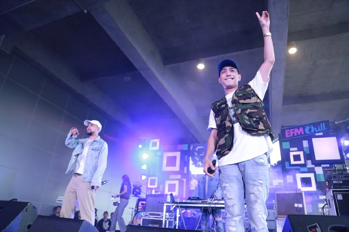 “EFM Chill เปิดวาร์ป Festival" ศิลปินดาราพาเหรดเปิดวาร์ปเพิ่มเพื่อนใหม่แน่นงาน