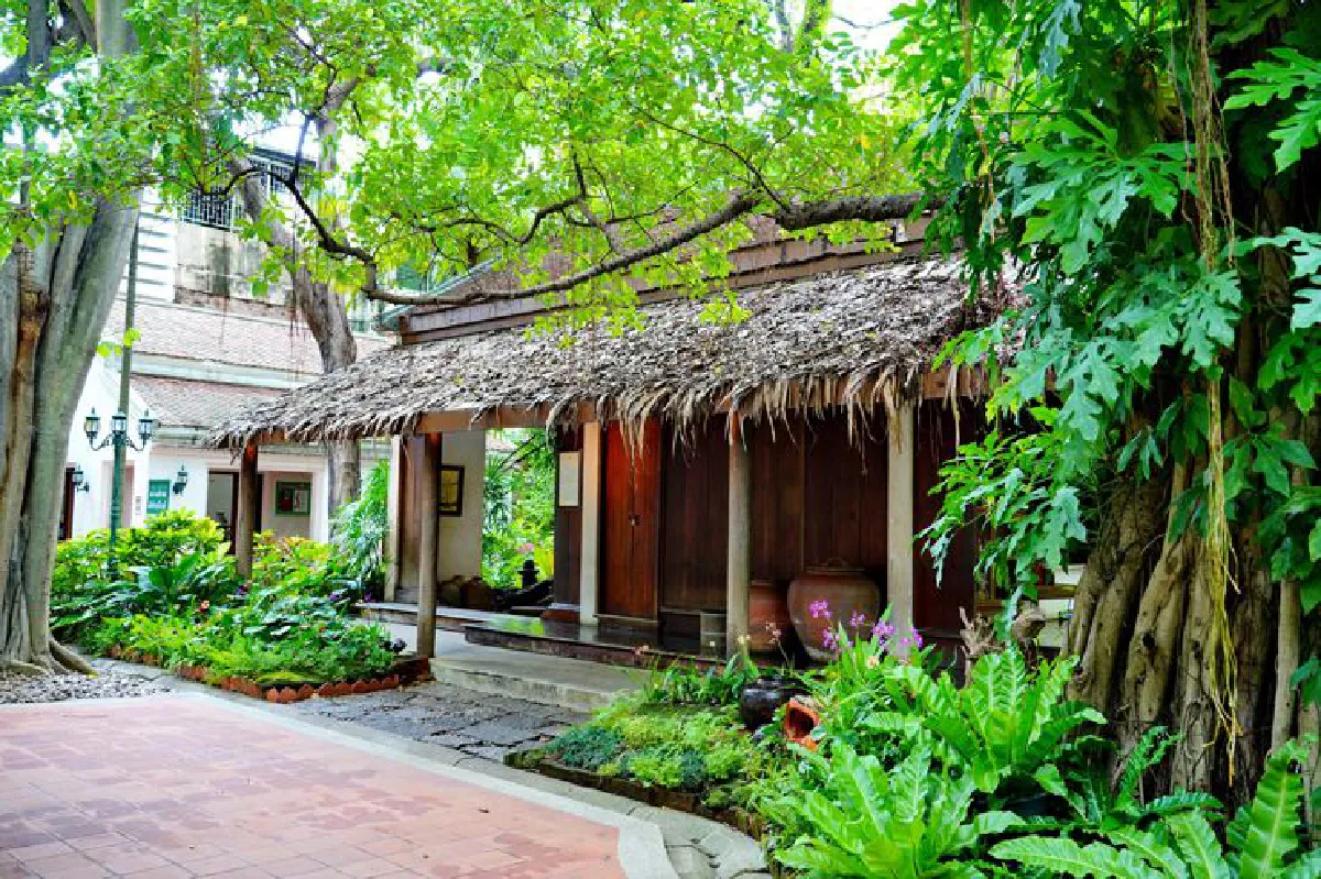 ย้อนกาลเก่า เล่ารัตนโกสินทร์