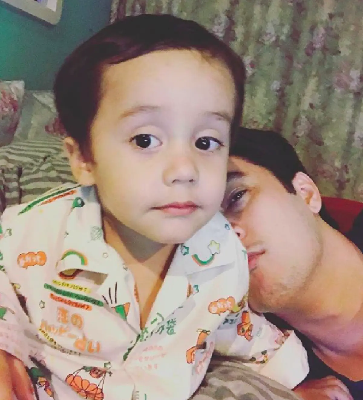 "ฟิล์ม รัฐภูมิ” โชว์สกิลการเป็นพ่อเลี้ยงลูกชายสุดน่ารัก "น้องตินัย” อบอุ่น