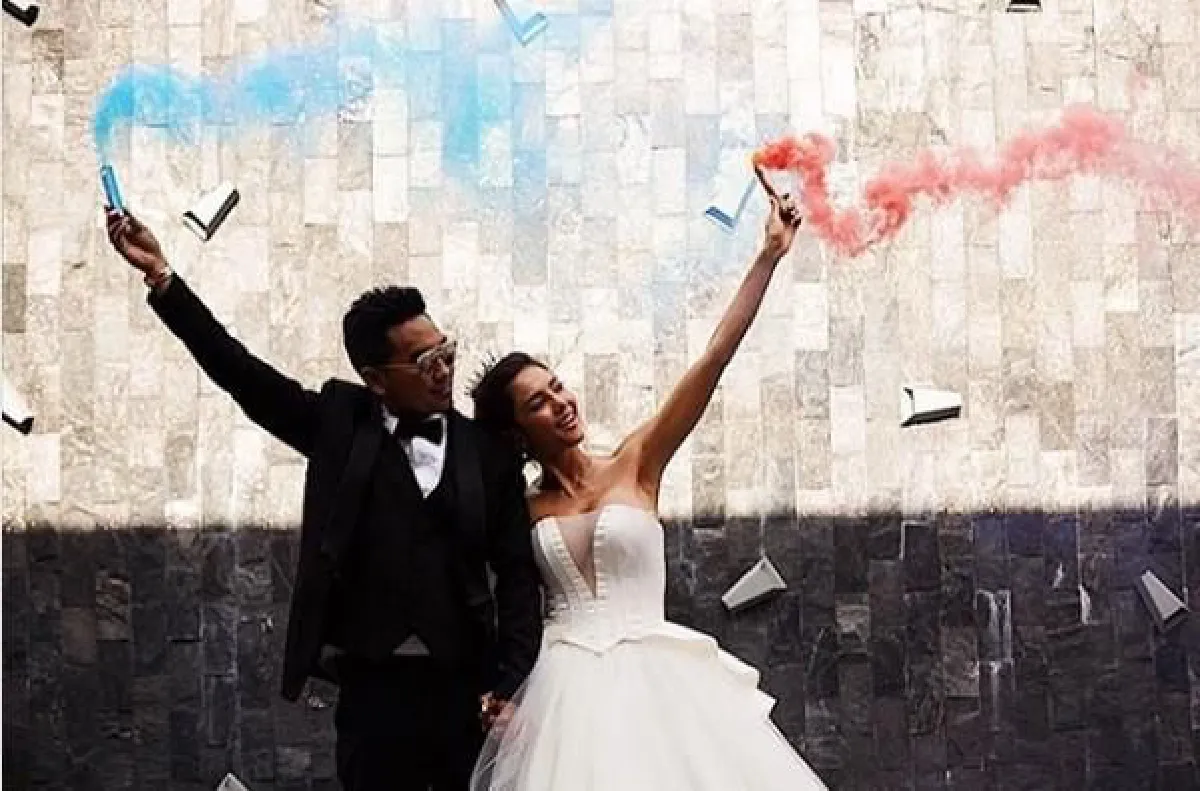 อุ้ม ลักขณา สวยเริ่ดในชุดเจ้าสาวสุดอลังการ ก่อนเข้าพิธีแต่งงานพรุ่งนี้