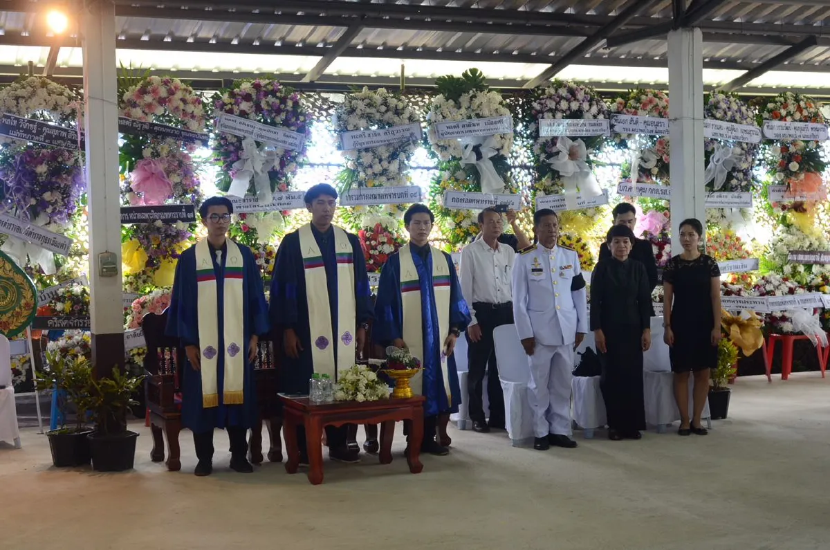 ร.10พระราชทานดินฝังศพพ.ท.ชัชนันท์เสียชีวิตเหตุเครื่องบินตก