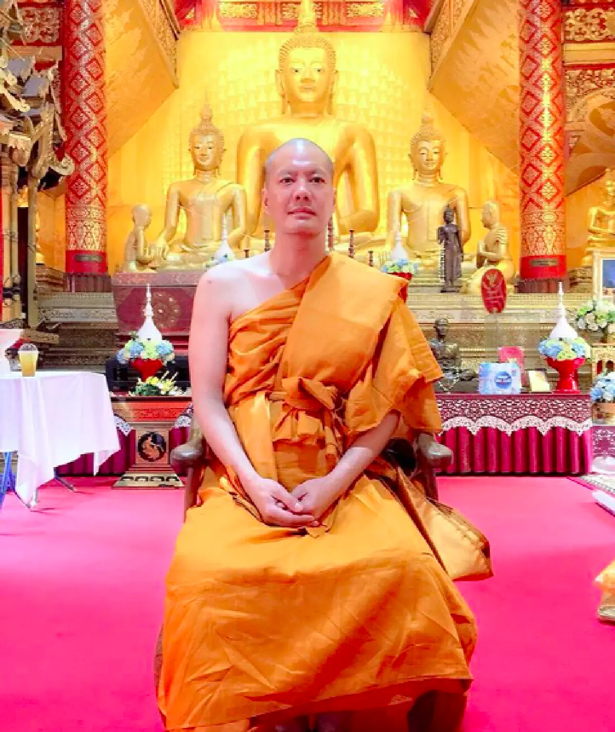 เข้าสู่ร่มกาสาวพัสตร์ "เคลลี่ ธนะพัฒน์" บวชเงียบที่เชียงใหม่ คนสนิทแห่ร่วมอนุโมทนา