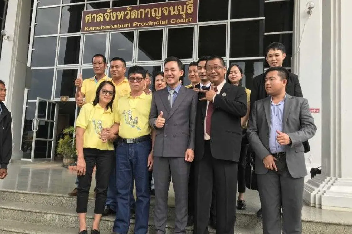 "ครูปรีชา"เผยไม่มีเซอร์ไพรส์ ด้านทนายตั้มนำหลักฐานแชทไลน์แจ้งความ