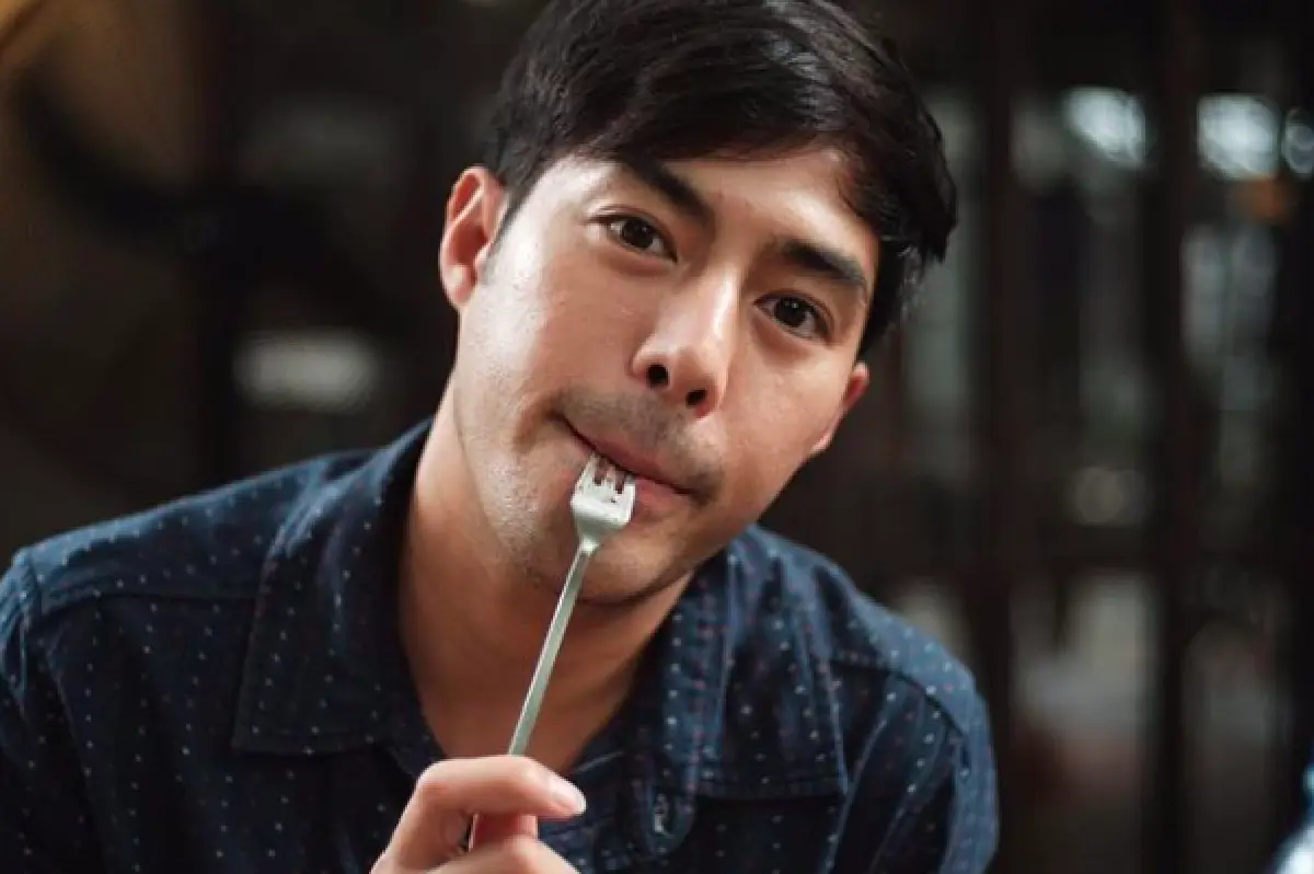 โมเมนต์กระชับรัก “ท็อป-ใบเฟิร์น” พากันไปชิลร้านคาเฟ่แบบมุ้งมิ้ง