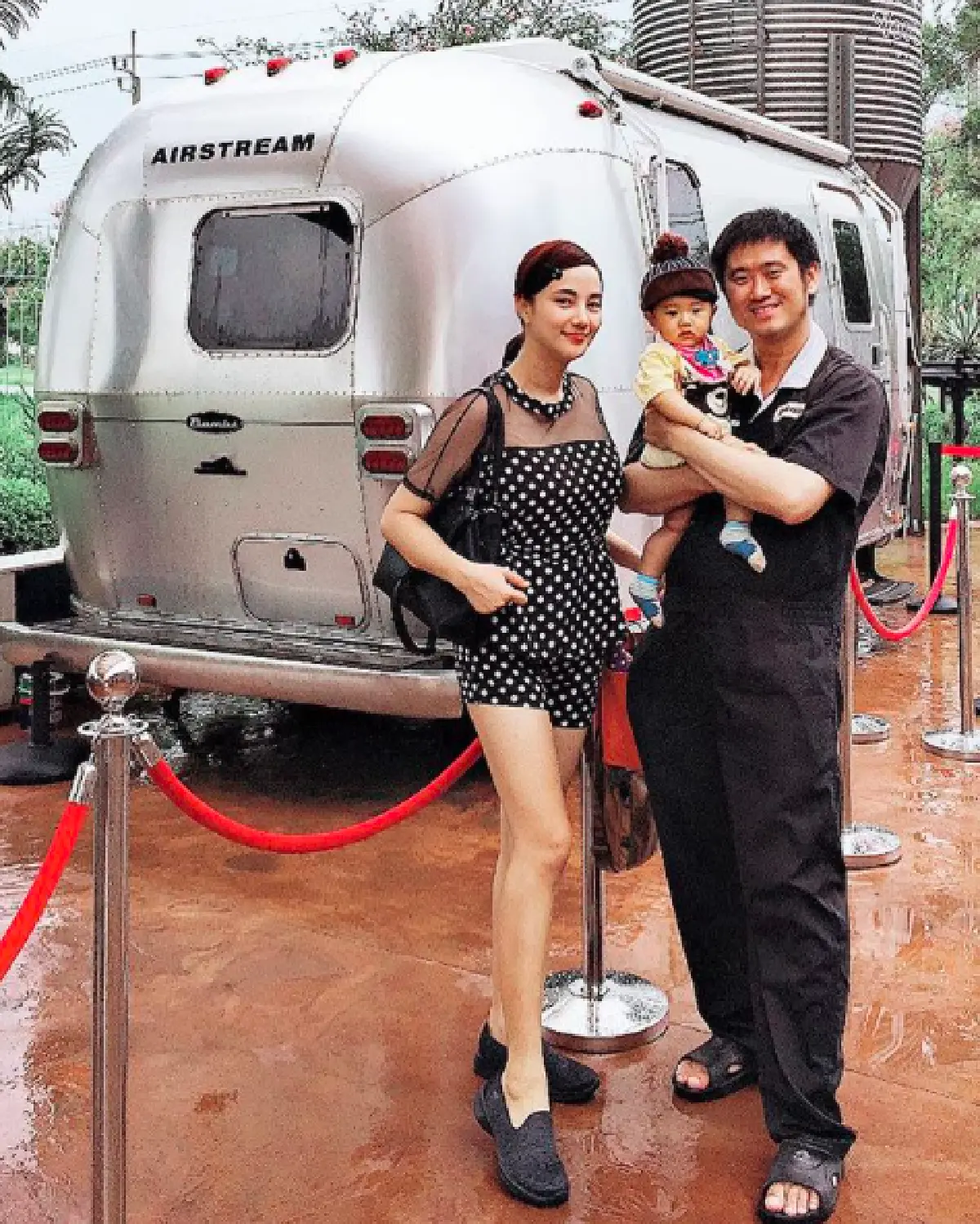 ส่องภาพครอบครัวสุดอบอุ่นของ “กุญแจซอล” สามีหนุ่มและ “น้องเทคออฟ" หลังผ่านเรื่องราวต่างๆ มา