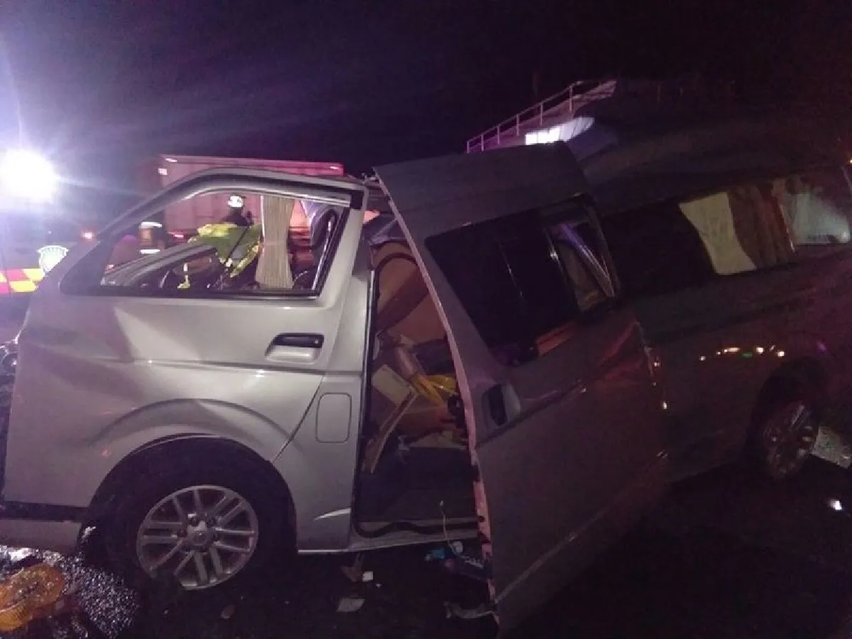 รถชนกัน5คันสนั่นถนนมิตรภาพตาย6ศพเจ็บ13