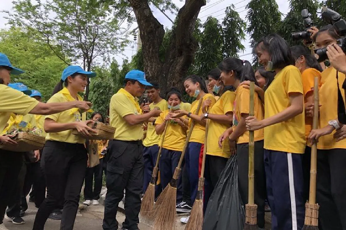 นายกฯ ทำบุญ 5 ศาสนา-จัดกิจกรรมจิตอาสาวันเฉลิมพระชนมพรรษา ร.10