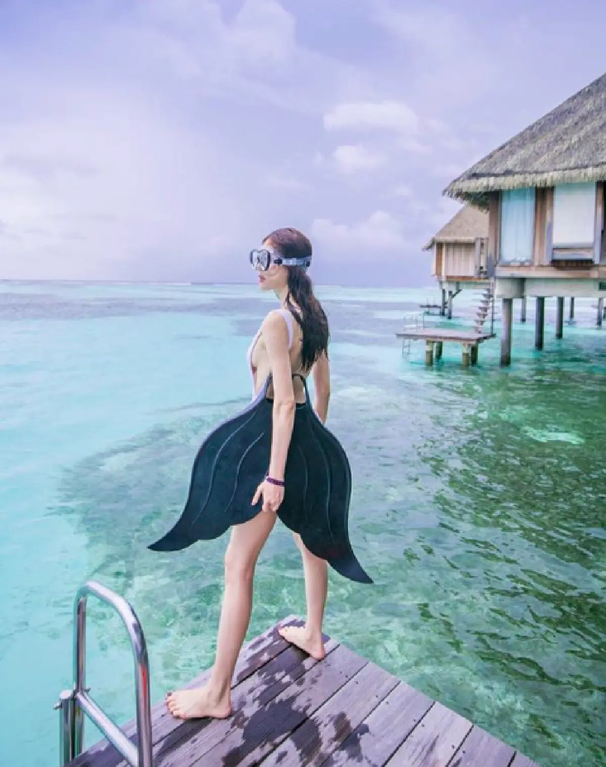 ”เกรซ” เซ็กซี่กระชากใจ กับชุดว่ายน้ำสุดแซ่บ เที่ยวทะเลมัลดีฟส์