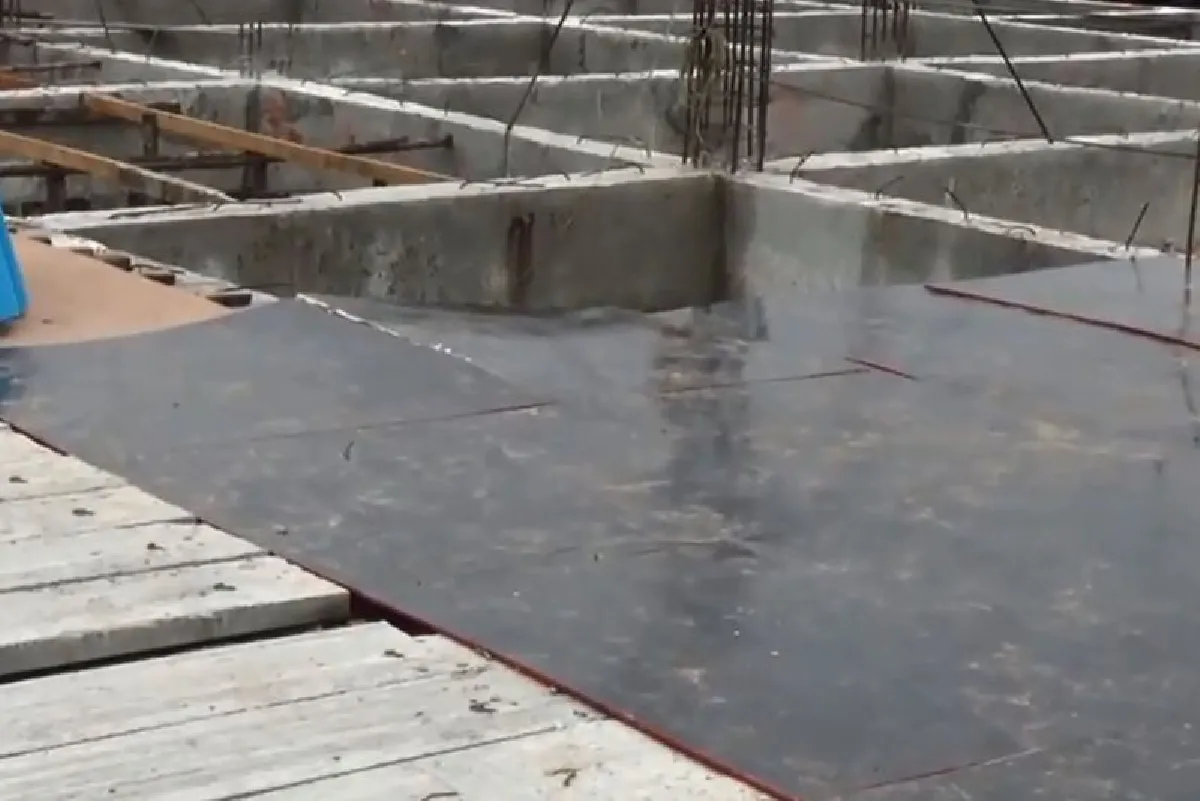 พื้นอุโบสถวัดป่าชื่อดังเครือข่ายธรรมกายถล่ม!ญาติโยมร่วงเจ็บ23