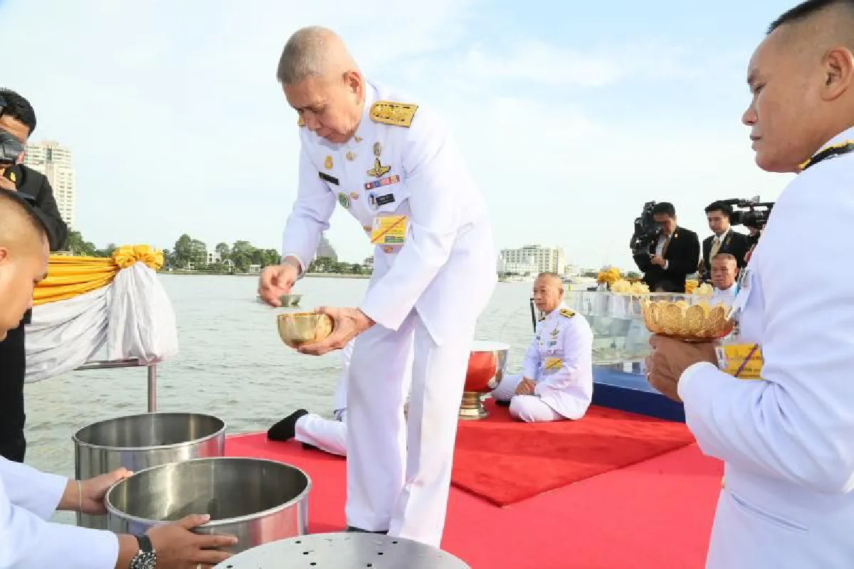 ร.10โปรดเกล้าฯให้ผู้แทนพระองค์ไปบำเพ็ญพระราชกุศลปล่อยโค-นก-ปลา