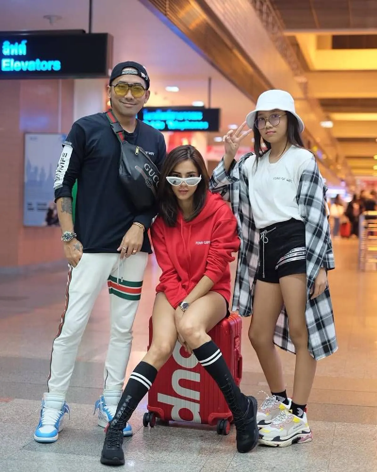 วันของครอบครัว! อุ้ม-บอล พาลูกสาวตามรอยนักร้อง BTS ที่เกาหลี