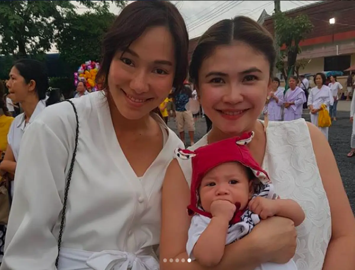 ธรรมะจัดสรร! "จอย รินลณี” เจอ "น้องโพธิ์” ลูก “ชาคริต” หลังไปงานบุญเดียวกัน