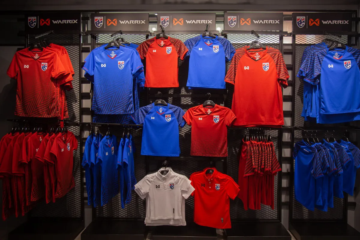 "วันหนึ่งเมสซี่อาจใส่เสื้อคนไทย เพราะไม่มีอะไรเป็นไปไม่ได้" ฮิม-วิศัลย์ ผู้ปฏิวัติเสื้อทีมช้างศึก