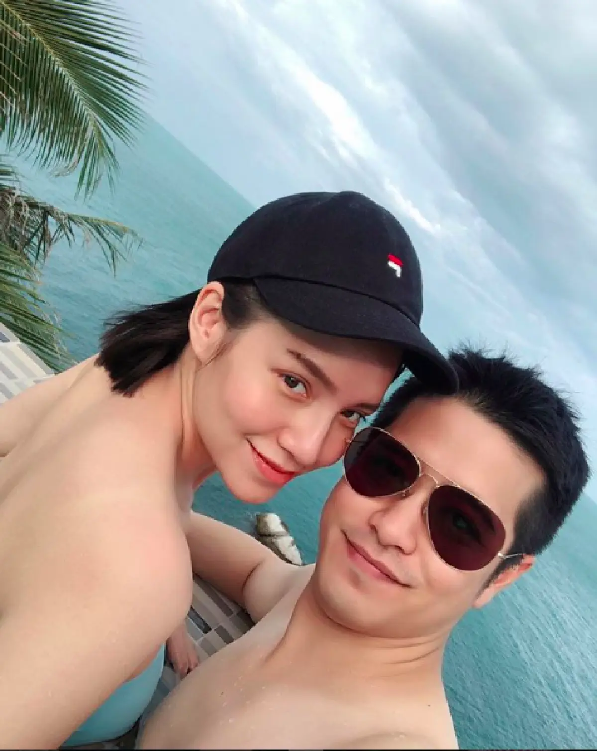 คนโสดตาร้อนผ่าว “จ๊ะ-เอิน” ควงคู่เที่ยวสมุย สวีทหวานในสระน้ำ