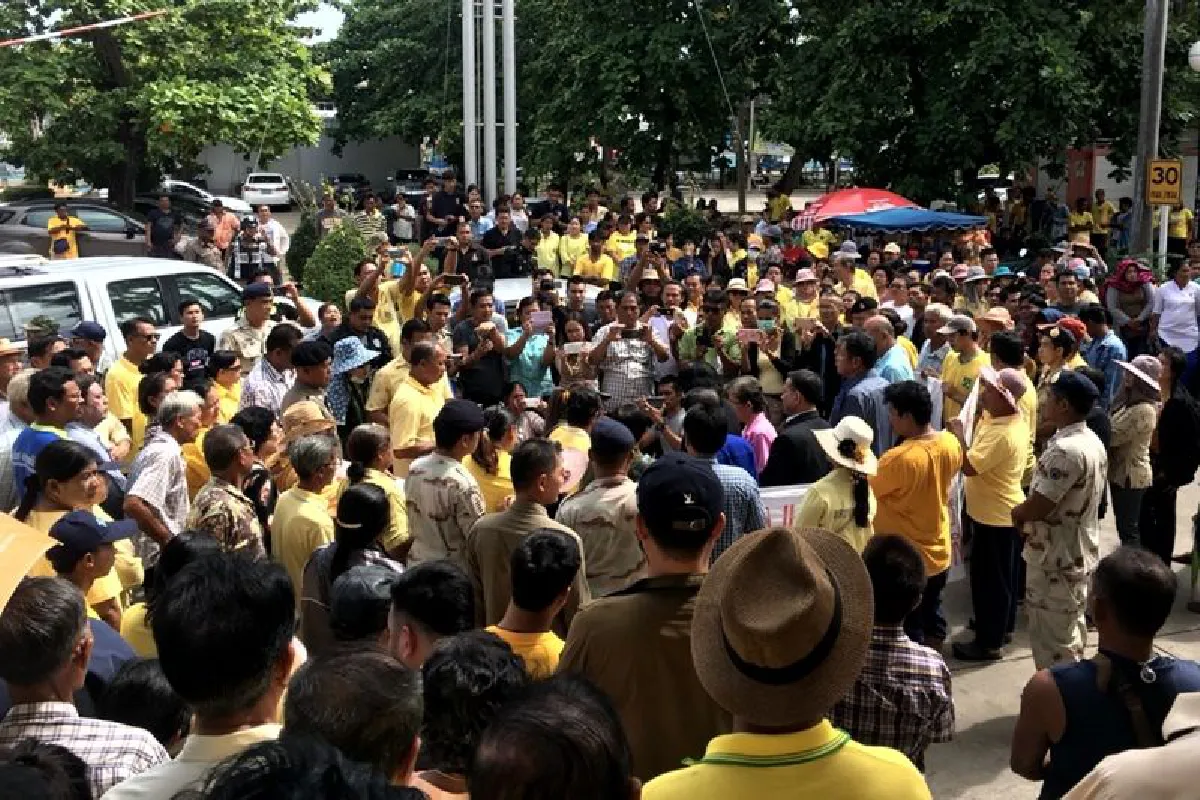ชาวประมงเพชรบุรีร้องรัฐบาลลดความตึงเครียดการบังคับใช้กม.