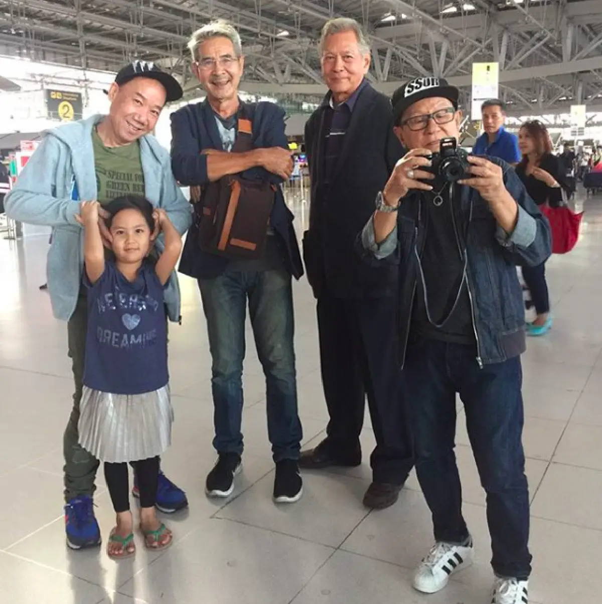 รวมโมเมนต์ประทับใจหลัง “แบงค์ ธิติ” พา 4 ซุปตาร์รุ่นใหญ่ตะลุยนิวซีแลนด์