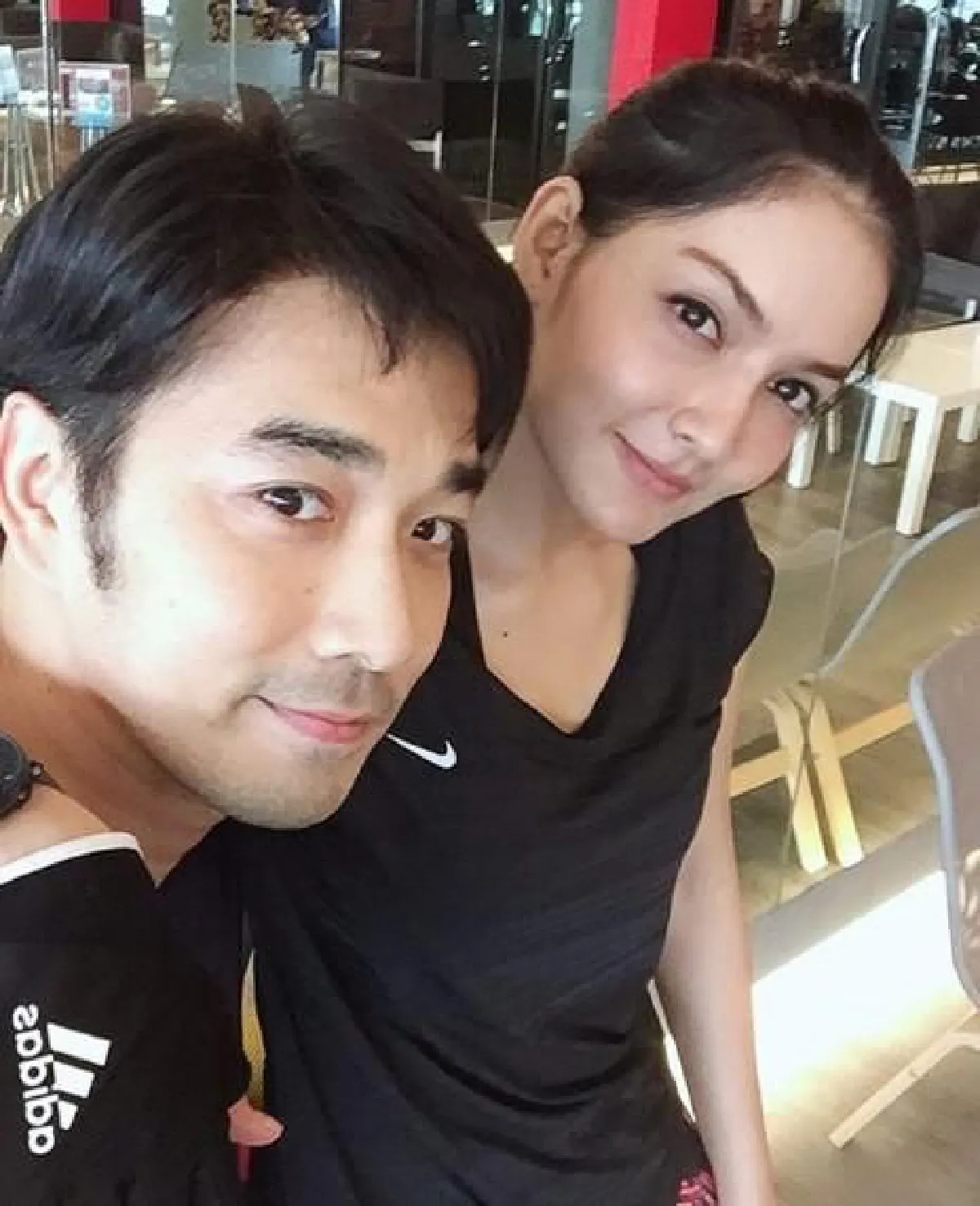 เจมส์ เรืองศักดิ์ ฉีกยิ้มกว้าง! ประกาศข่าวดีภรรยาท้องแล้ว