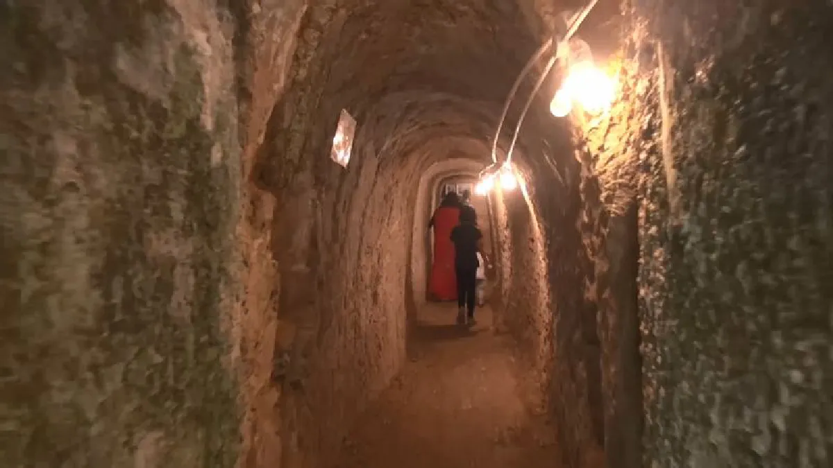 อุโมงค์เขาน้ำค้างเรื่องราวโจรจีนคอมมิวนิสต์บนแผ่นดินปลายด้ามขวาน