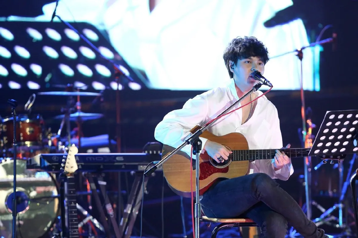 Room 39 ปะทะ The Toy กรี๊ดสนั่นลั่นคัฟเวอร์ไนท์ไลฟ์