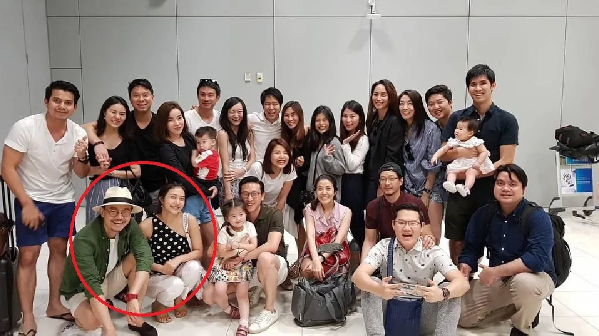 รอลุ้นภาพคู่! มิว นิษฐา ควง ไฮโซเซนต์ เที่ยวทะเลพร้อมแก๊งเพื่อน