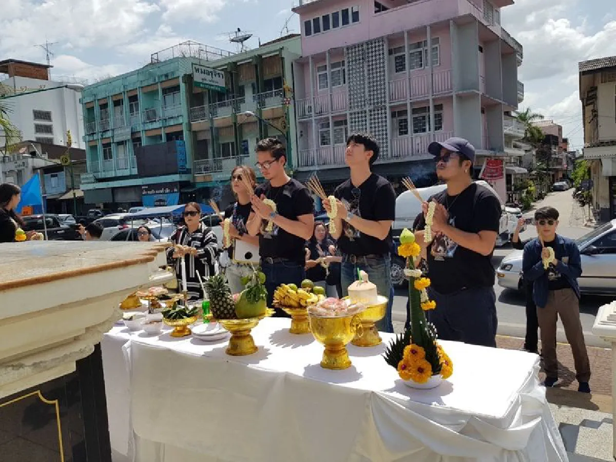 ผู้กำกับขนนักแสดงบวงสรวงขุนพันธ์ก่อนหนังภาค2ฉายจริง23ส.ค.61