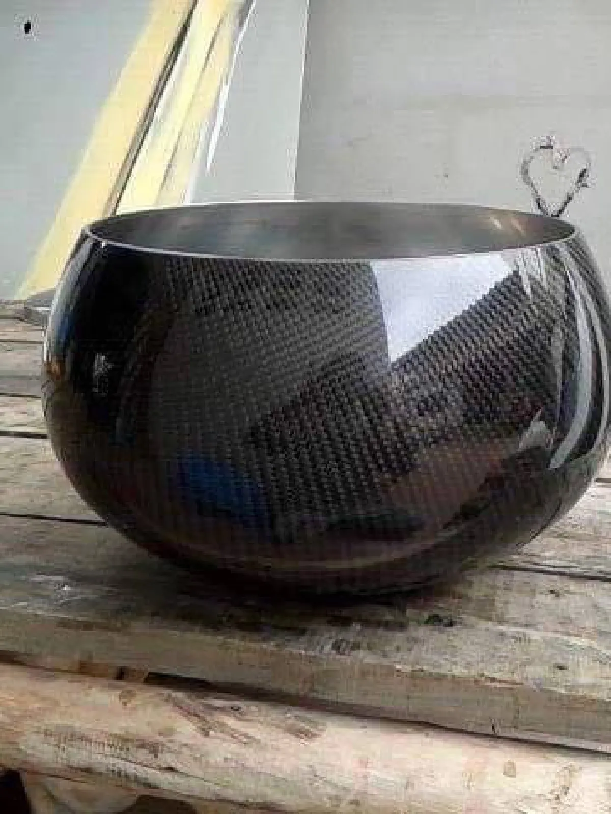 สายซิ่ง! หลวงพี่ แต่งบาตรด้วยการหุ้มคาร์บอน