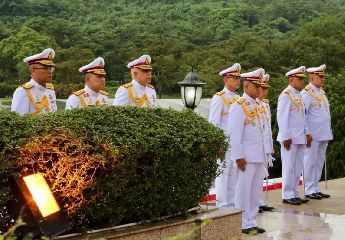 คึกคัก! "บิ๊กตู่-อดีตบิ๊กกองทัพ" ร่วมงาน 131 ปี โรงเรียนนายร้อย จปร.