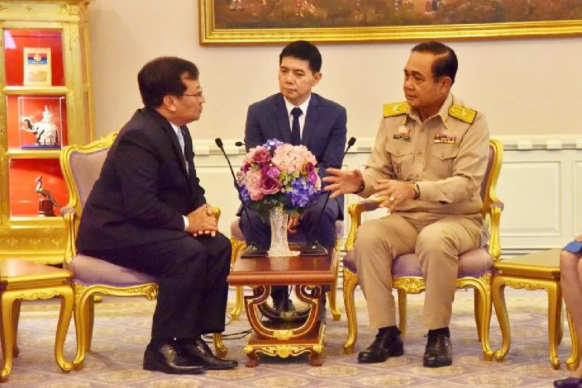 นายกฯมอบเงินช่วยเหลือผู้ประสบภัยน้ำท่วมในเมียนมา
