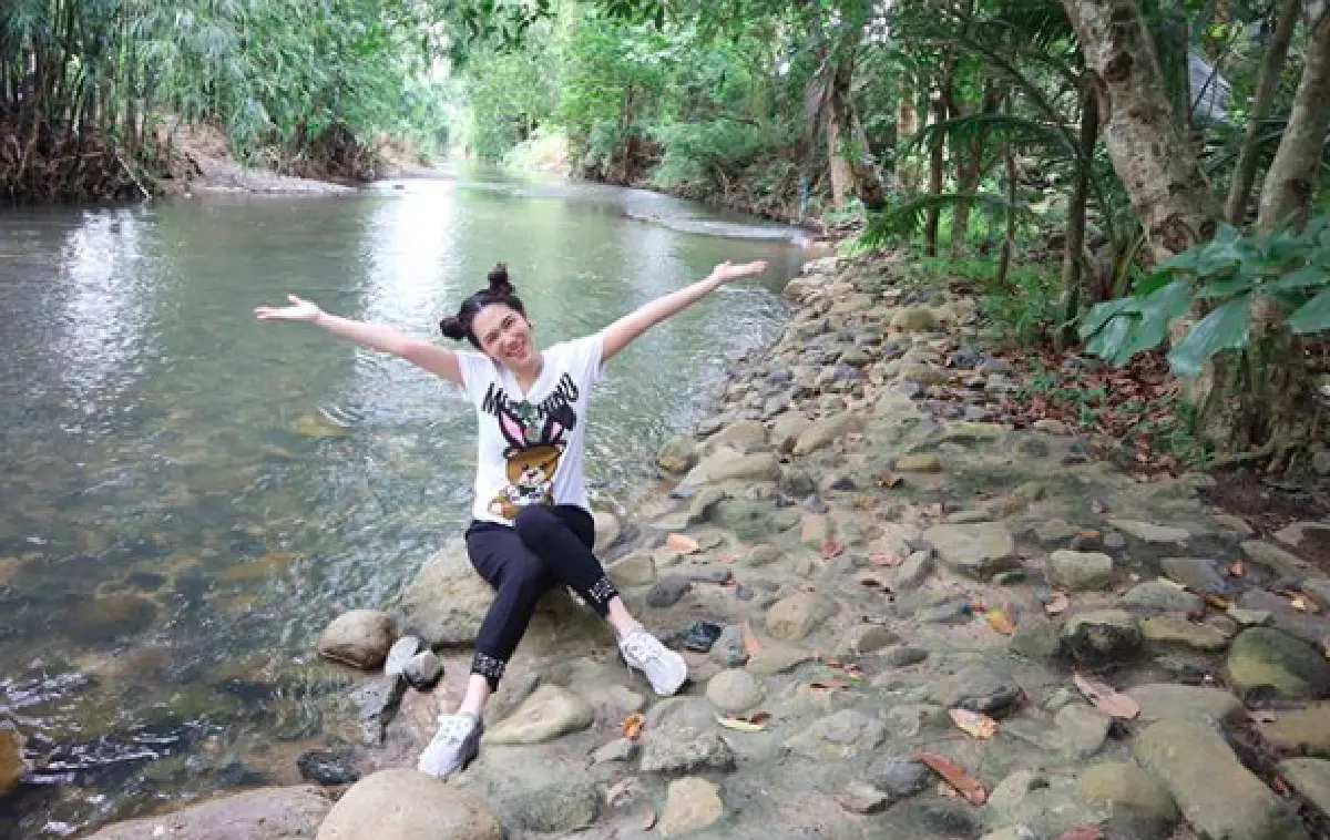 "เมย์ ปทิดา” จับมือ "น้องมายู” กลับบ้านสวนบรรยากาศดีมาก แถมติดลำธาร