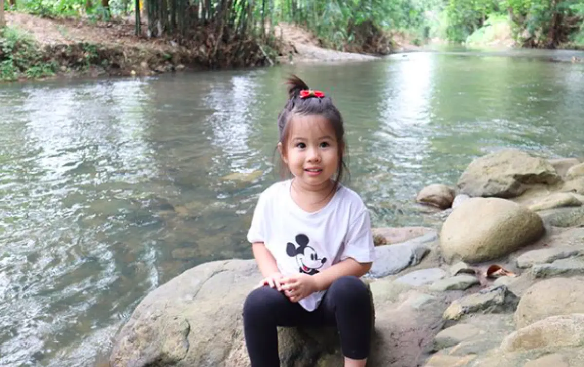 "เมย์ ปทิดา” จับมือ "น้องมายู” กลับบ้านสวนบรรยากาศดีมาก แถมติดลำธาร