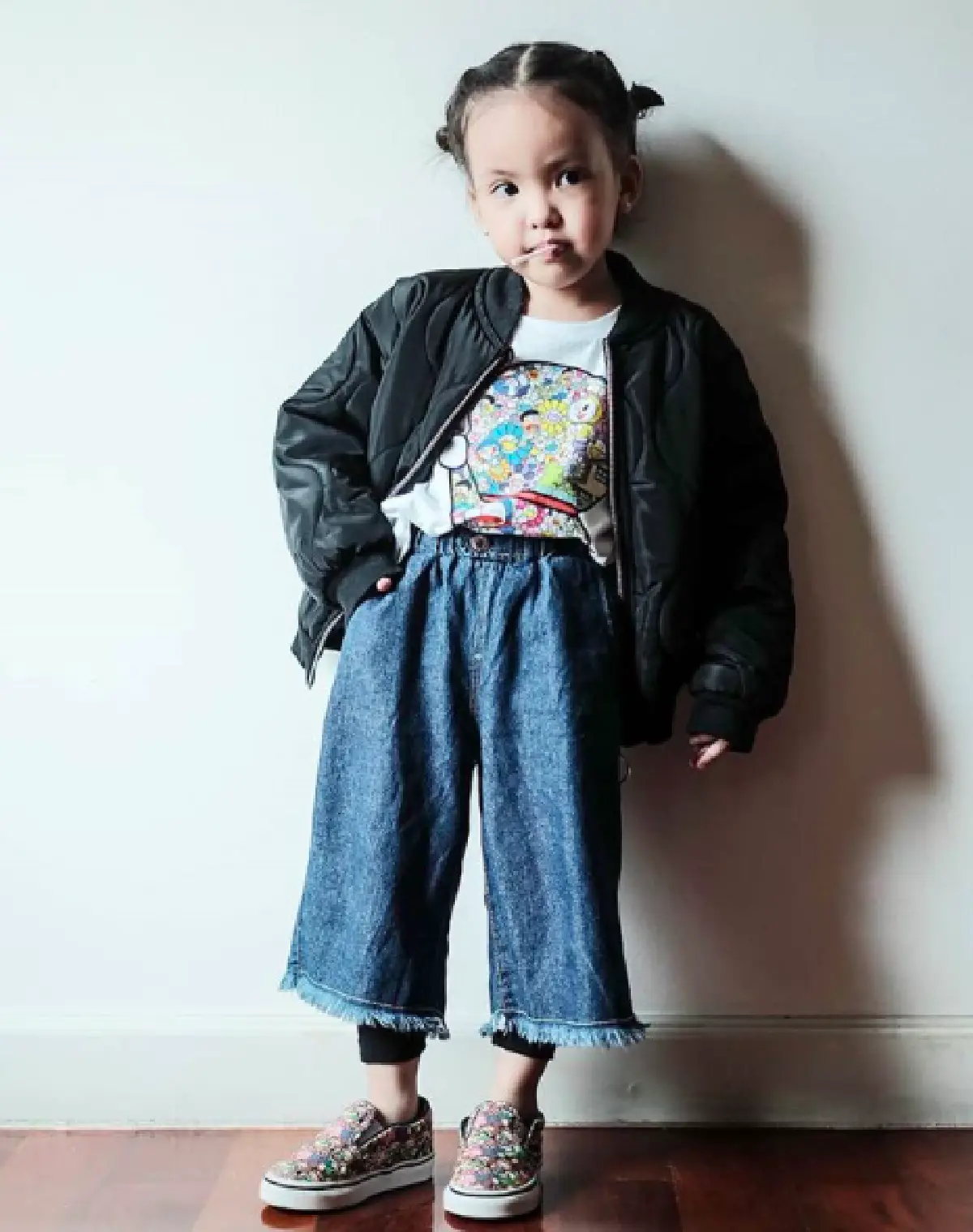 ยิ่งโตยิ่งน่ารัก “น้องณิลลา” หลานสาว "ค่อม ชวนชื่น” ลูกสุดน่ารักของ “แบงค์ แบล็ควานิลลา-ไอซ์”