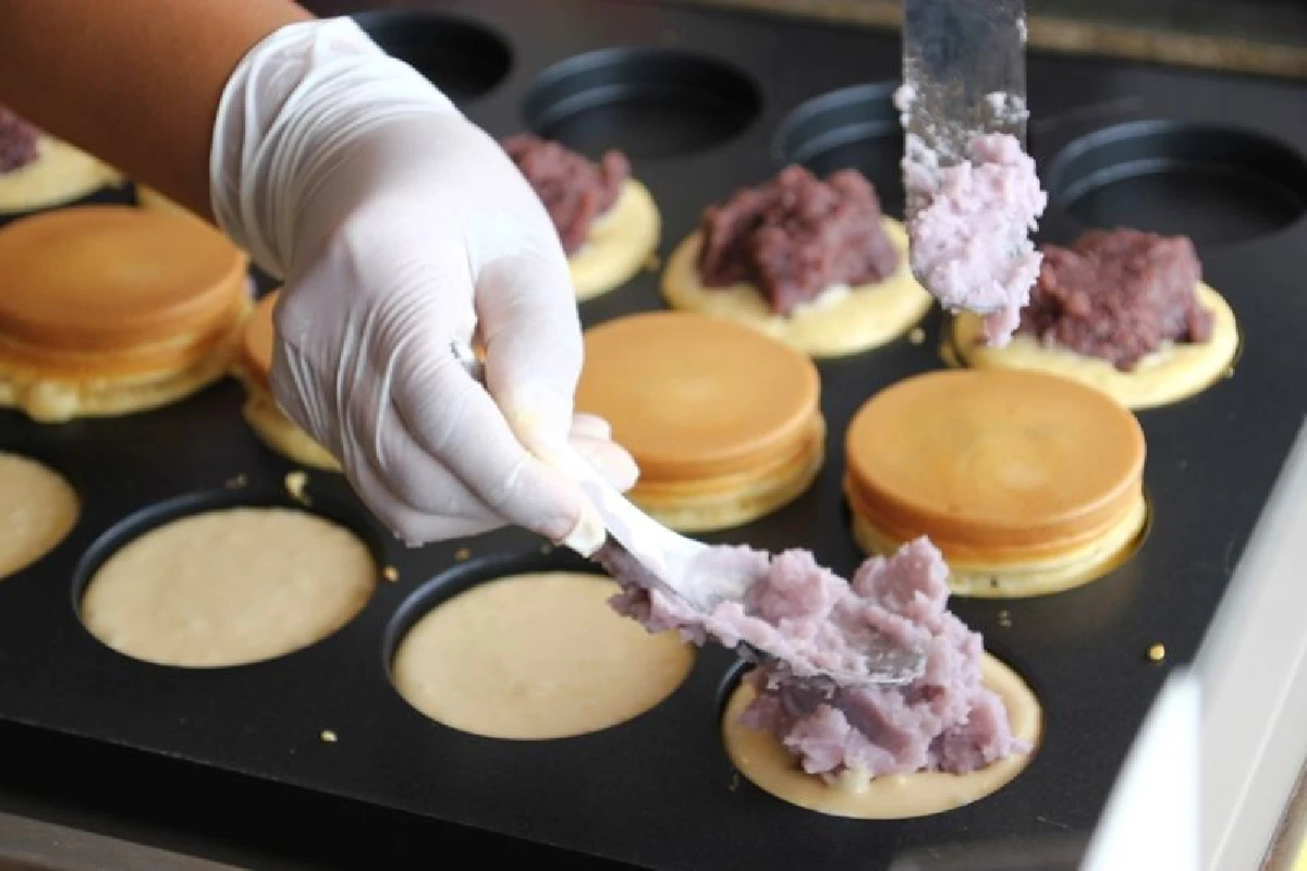 "เพราะใจรักและอยากทำ" 2สามีภรรยาเปิดร้านขายขนมครกญี่ปุ่น