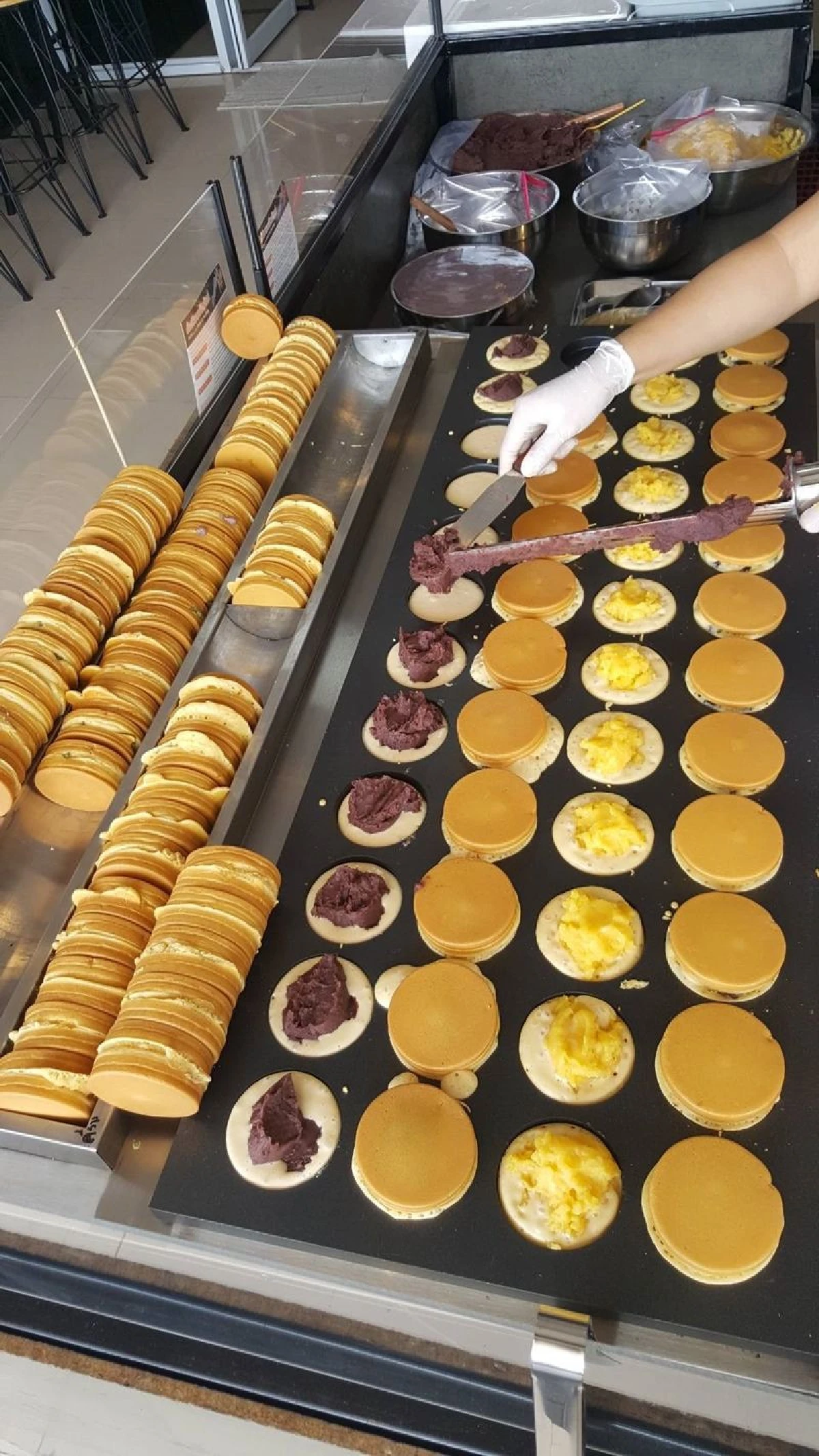 "เพราะใจรักและอยากทำ" 2สามีภรรยาเปิดร้านขายขนมครกญี่ปุ่น